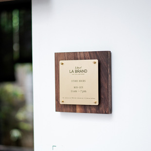 Japanese-style doorplate brass office creative walnut hatchback doorplate number homestay signboard billboard