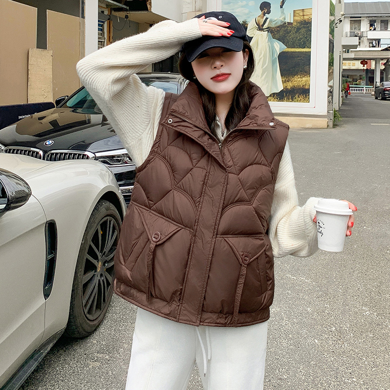 2024 invierno nuevo chaleco de algodón coreano corto para mujeres delgado engrosado y delgado clip de caballo escolares hombro de algodón image 9