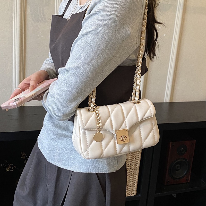 Nicho diario sensación de bolso de cadena de diamond para mujeres 2026 nuevo bolso cuadrado de tendencia de viaje universal bolso de hombro image 3