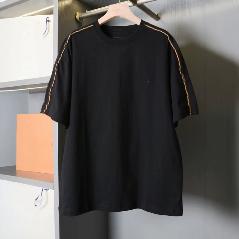 Men's Summer T-Shirt with Contrasting Color Patchwork, Embroidered War Horse and Knight Design, Round Neck