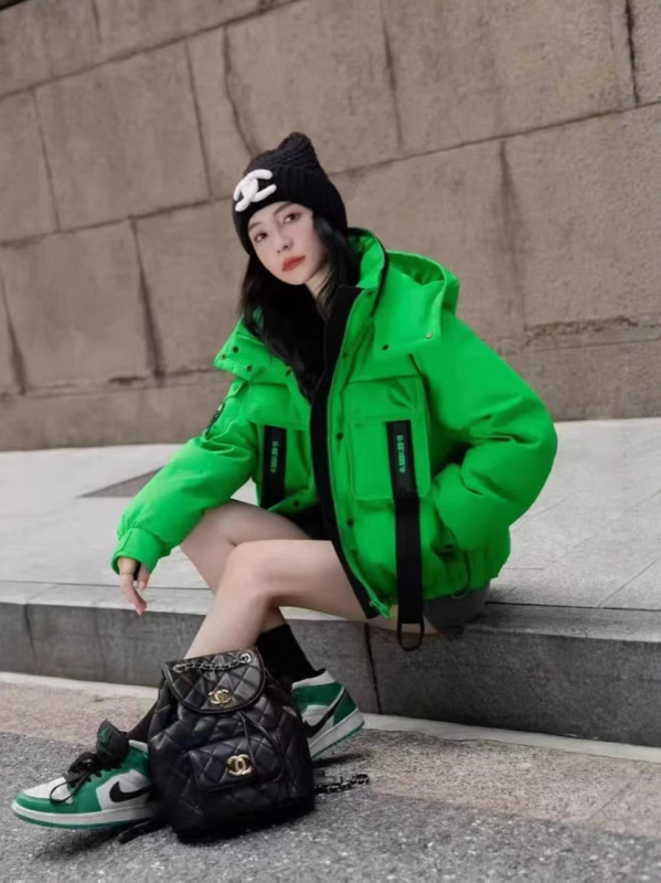 欧货羽绒服女2025冬季新款加厚街头时尚潮牌高级感简约面包服外套|undefined