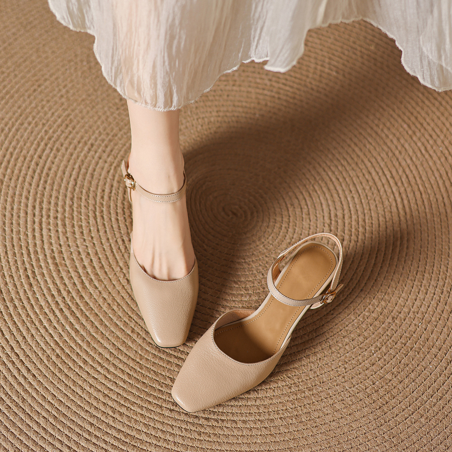 Sandal cao gót nữ mũi nhọn quai ngang kiểu Hàn Quốc — màu trắng ngà