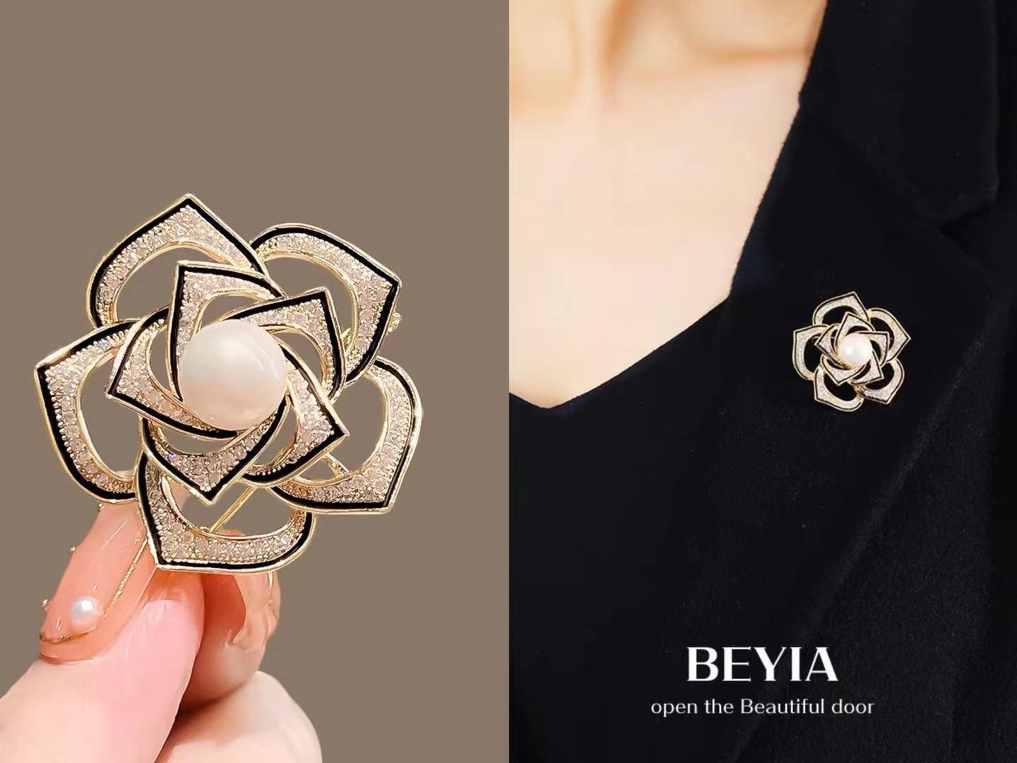 High-end Exquisite Luxury Brooch For Women's Suits And Sweaters, 2023 New Trendy Pearl Accessory Pin_voghion.com