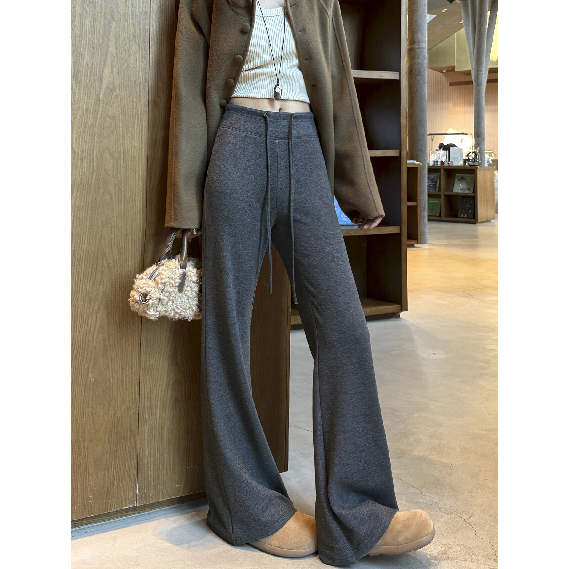Wool Bell-Bottom Pants Autumn and Winter New High-Waist Slimming Yoga Pants with Slight Flare and Drapey Texture Sports Pants # Four Thousand Two Hundred Twenty-Two J