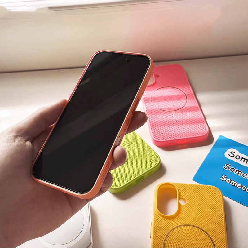 夏のドーパミン冷却通気性ハニカム磁気吸引 iPhone16promax 携帯電話ケース Apple 15 ハード新|undefined