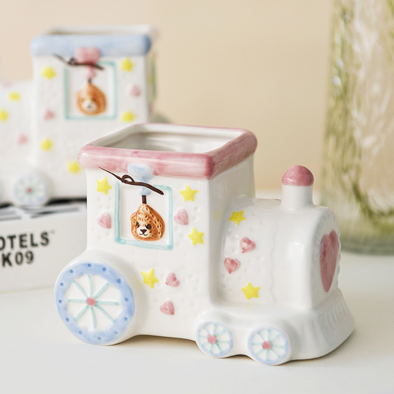 Oso lindo chica Corazón de cerámica maceta tren forma maceta flor titular de la flor del hogar olla de almacenamiento adornos decorativos