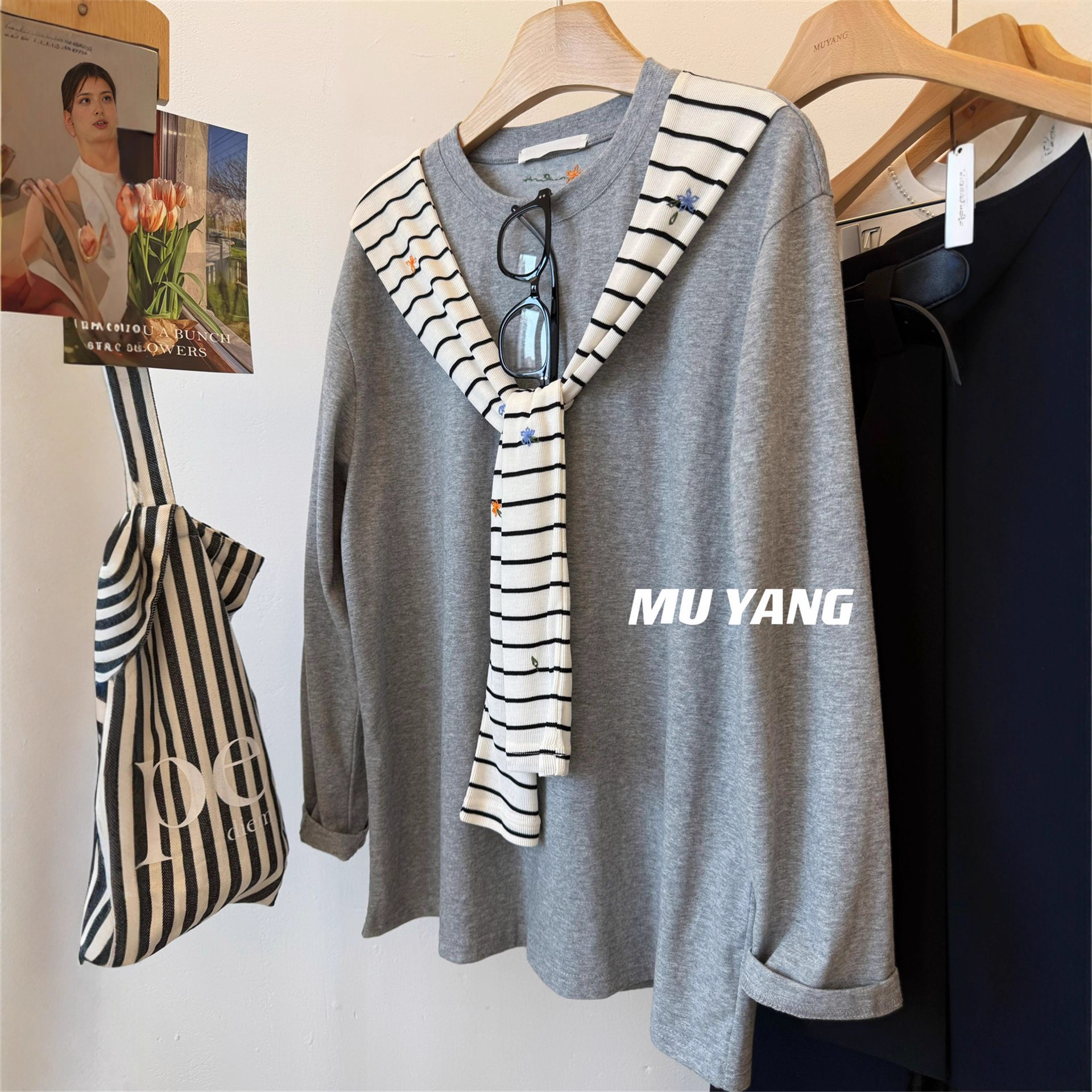 二本线特大码240斤 轻松感的 ~绣花条纹披肩宽松T恤女长袖上衣秋