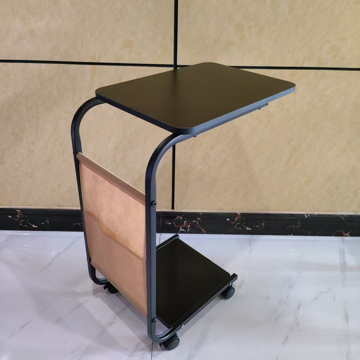 Mesa de cabecera móvil transfronteriza mesa de té doméstica moderna y simple estante de almacenamiento de dormitorio mesa de computadora portátil mesa de cabecera