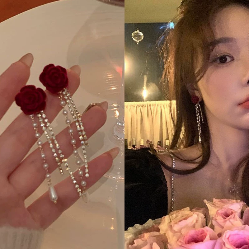 Серебряная игла, демисезонные маленькие дизайнерские праздничные серьги, 2025 год, тренд сезона