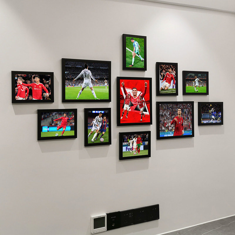 Manchester United Cristiano Poster World Cup Decorative Painting Football Club Sports Poster Wall Photo Frame Combination Photo Wall Manchester United Cristiano Poster World Cup Decorative Painting Football Club Sports Poster Wall Photo Frame Combination Photo Wall