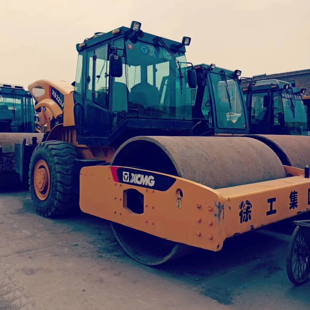 Chongqing usado XCMG 20 toneladas rodillo vibratorio XS223J263J rueda de acero única vibración