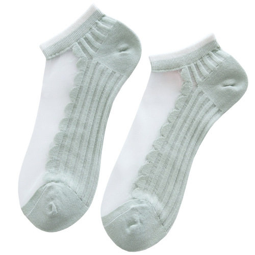 Summer thin wavy cassette transparent socks for women with shallow mouth glass silk crystal socks cotton bottom socks for women wholesale