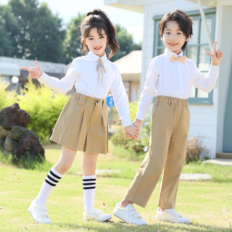 Jardín de infantes uniformes escolares vestidos de niños nuevos productos de rendimiento de coro caqui vestidos de estudiantes de escuela primaria vestidos de jardín