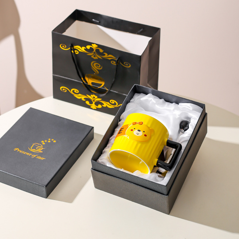 Creativo lindo oso Taza de cerámica pareja taza niños y niñas taza de agua taza de café con cuchara taza de desayuno del hogar