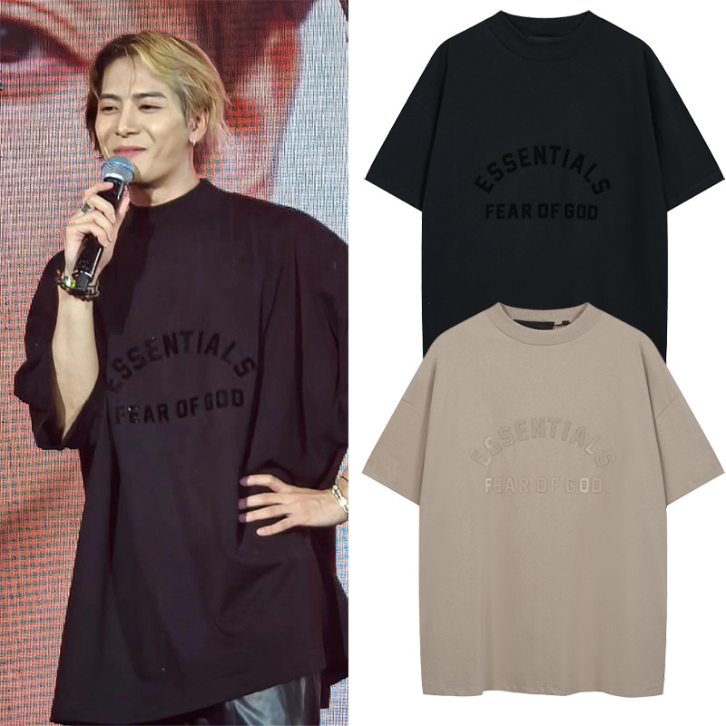 FOG ESSENTIALS WANG Jiaer mismo estilo pequeño cuello alto ancho fuerte hombres sueltos de manga corta pareja camiseta casual