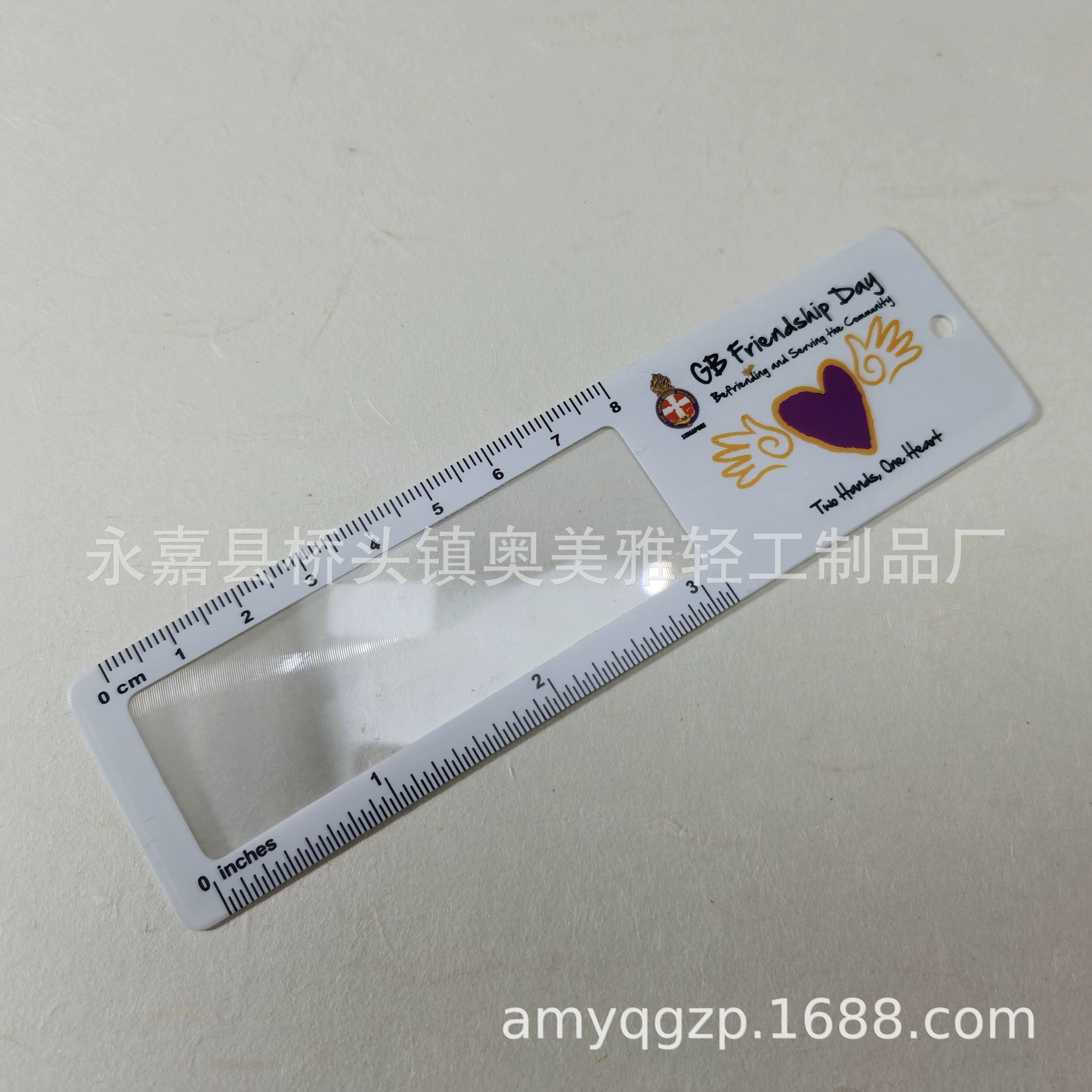 Поставка небольшого увеличительного стекла для закладки AM801