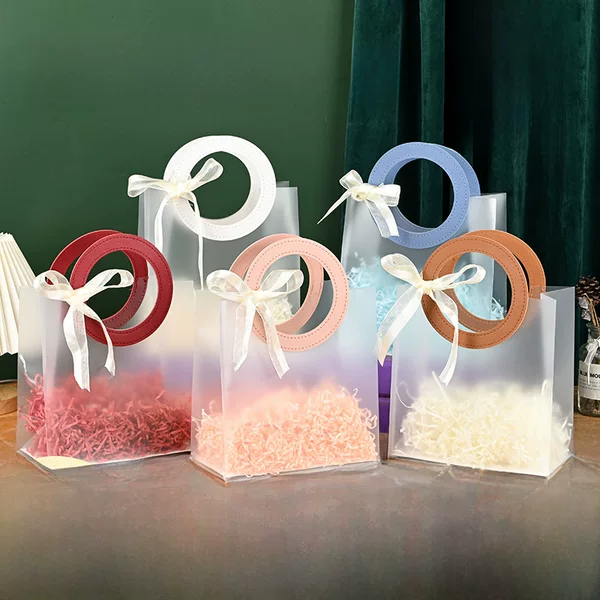 Pp Frosted Souvenir Bag Plastic Transparent Christmas Handbag Birthday Gift Packaging Bag Wedding Gift Bag