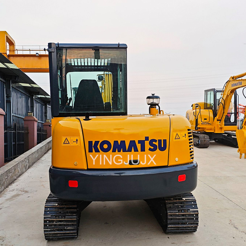 Excavadoras de pequeña y mediana escala Komatsu PC56 Excavadoras de orugas Exportaciones de comercio exterior image 4