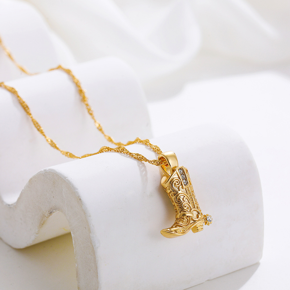 PVD Coated Real Gold Plated Star Heart Shape Boots 304 Stainless Steel Vintage Style Classic Pendant Necklace display picture 3