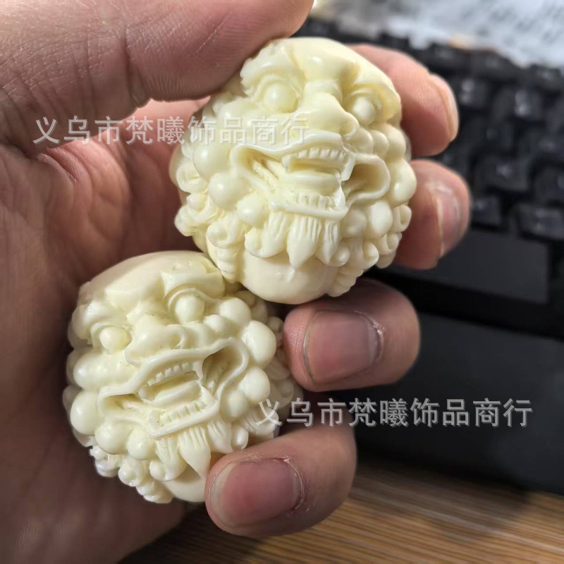 Second-generation honey amber gambling luck hand vessel mahjong luck hand vessel win money Hu blood amber collectible hand-carved piece live streaming wholesale dropshipping