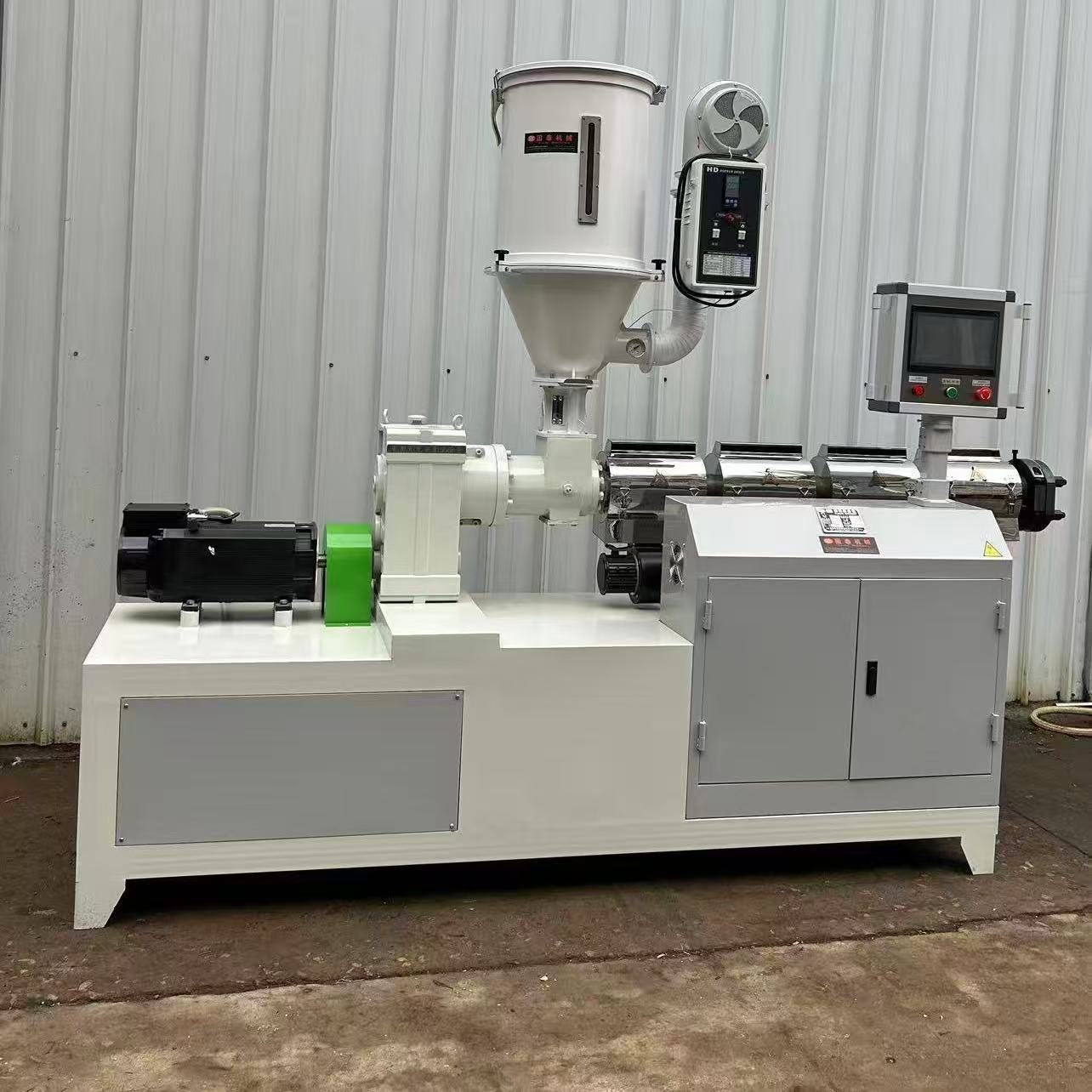 供应优质塑料挤出机 塑料造粒机 密封条生产线 异型材挤出机