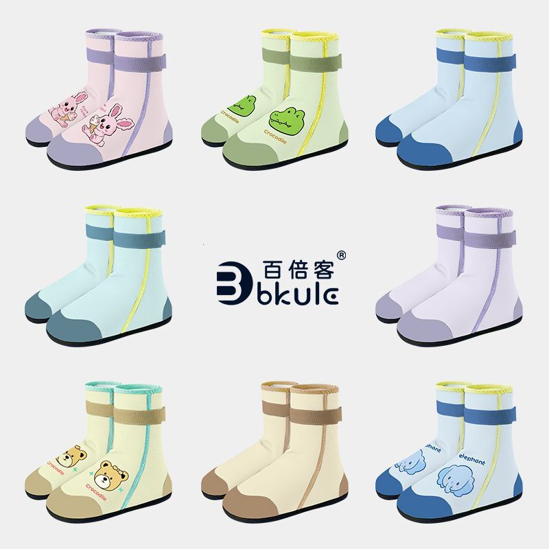 High-Top Beach Shoes, Beach Socks, Children's and Adult Water Shoes, Swimming Diving Snorkeling Shoes, Men's and Women's Beach Shoes and Socks