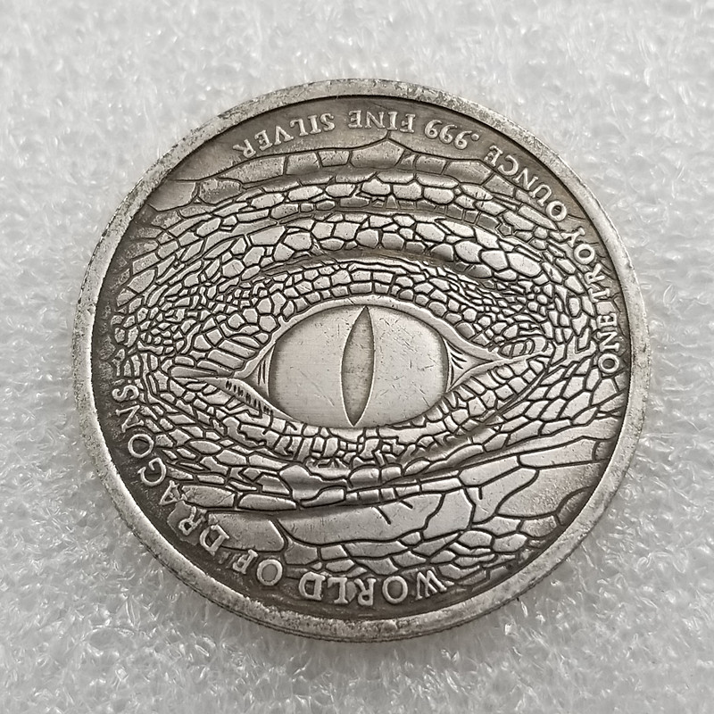 Antique Craft Wanderer Coin Eye Brass Silver-Plated Material H4631