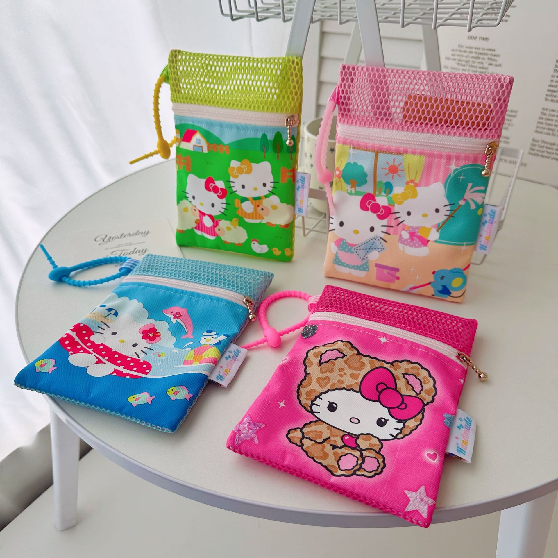 Sanrio Kt Hello Kitty Mesh Handmade Cartoon Multi-Functional Pencil Bag Cartoon Niche Cosmetics Cosmetics Bag