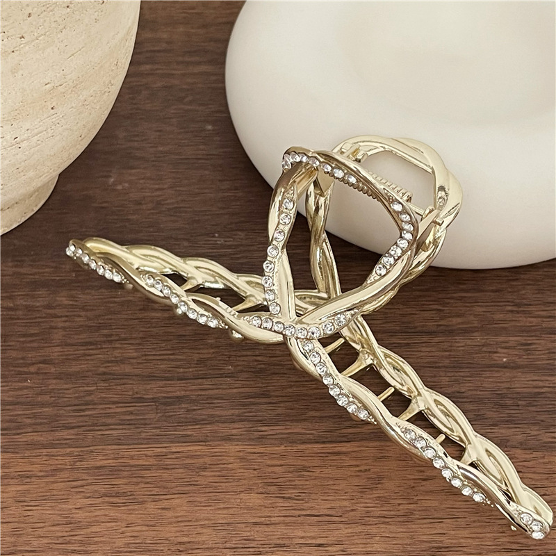 Fashion Twist Alloy Inlay Rhinestones Pearl Hair Claws display picture 3