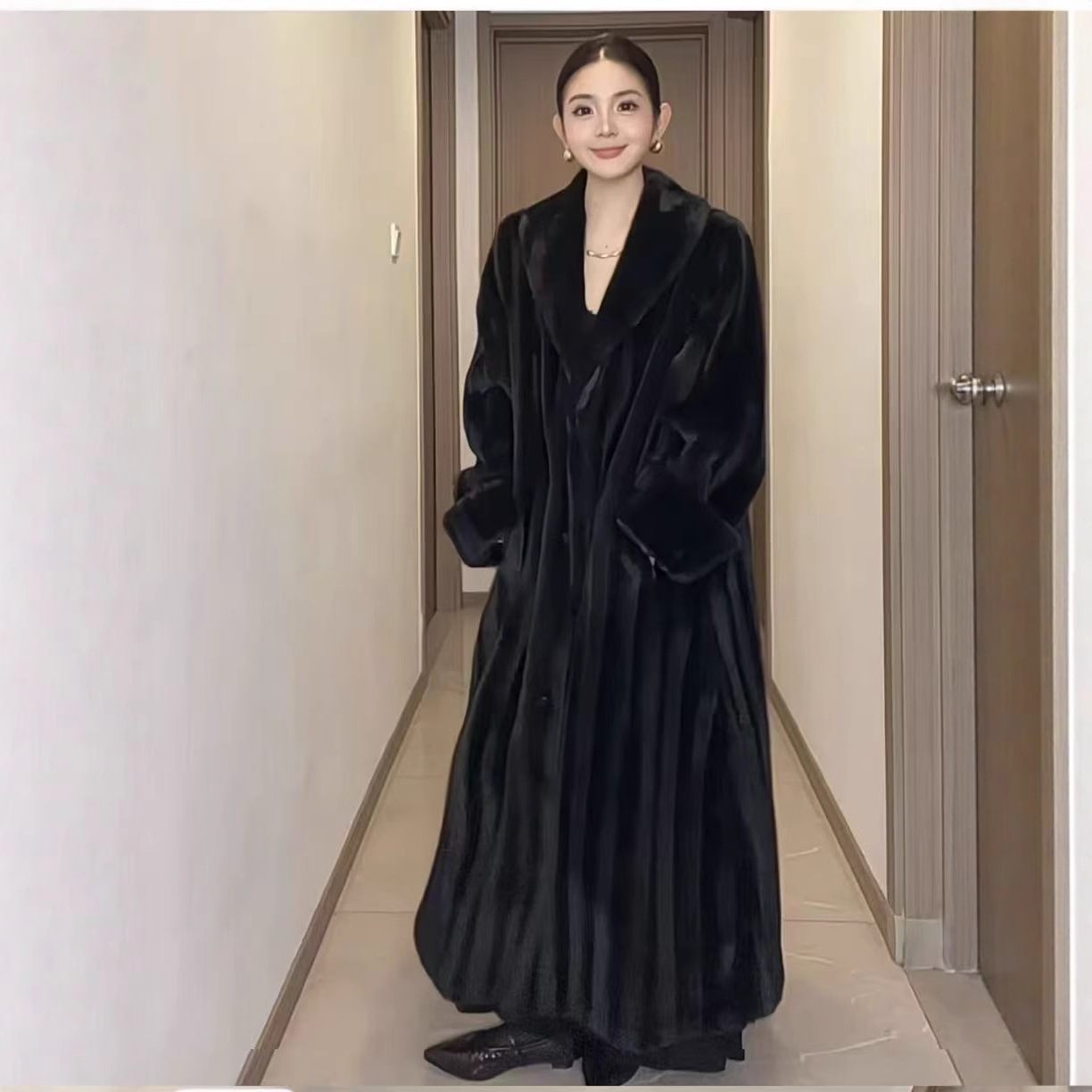 冬季新款时尚毛毛外套皮草高贵加长款保暖大衣时尚女款冬季大衣