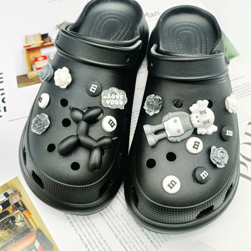 New Hole Shoes Beach Diy Decorative Cartoon Cute Flower Shoe Buckle Accessories display picture 2