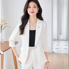 七分袖の小さいスーツのコートの女性の夏の短いタイプの小さい背の薄い金の気質の修身の中で袖のカジュアルなスーツのスーツのスーツ