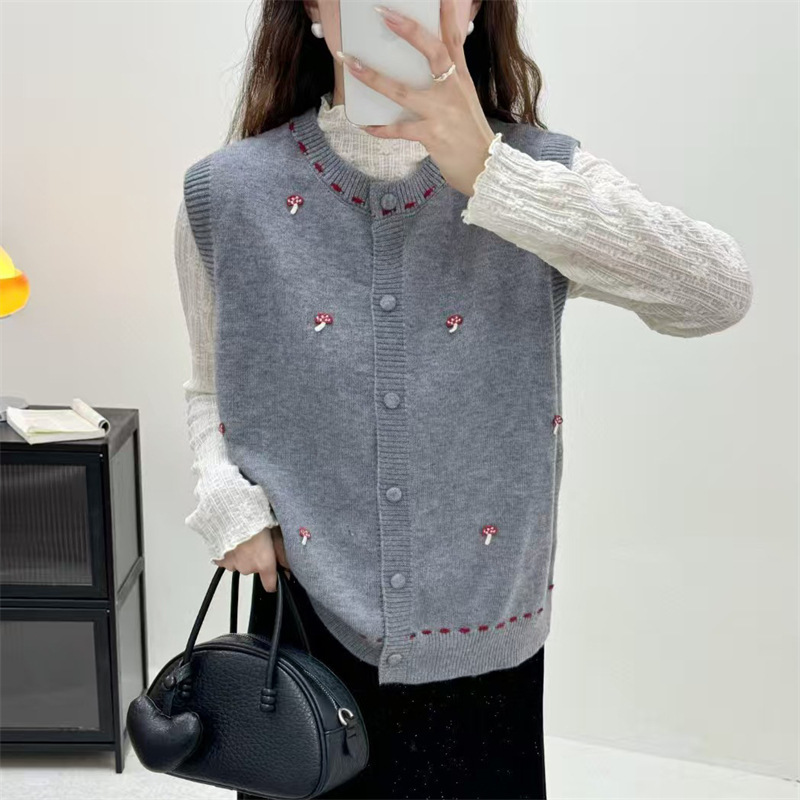 韩系蘑菇刺绣针织马甲开衫背心女2025春季新款宽松百搭毛衣坎肩潮|undefined