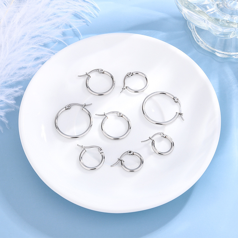 Men's Titanium Stud And Small Hoop Earring Set For Daily Wear_voghion.com