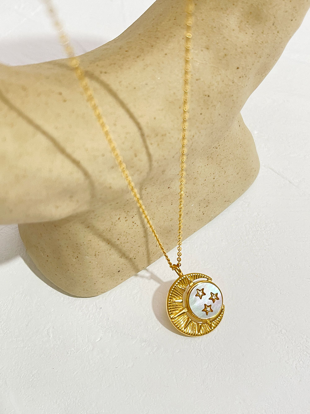 Simple Style Star Moon Stainless Steel Plating Inlay Rhinestones Shell Pendant Necklace 1 Piece