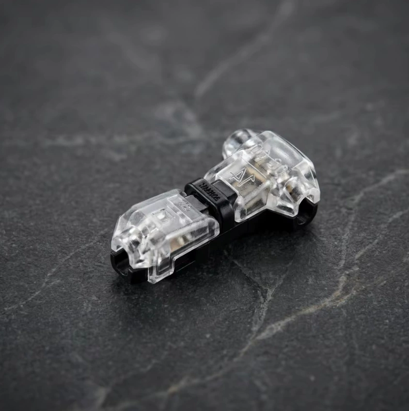 D2T2 quick terminal block inter-pluggable no welding no stripping pull-out LED lamp wire connector boxed