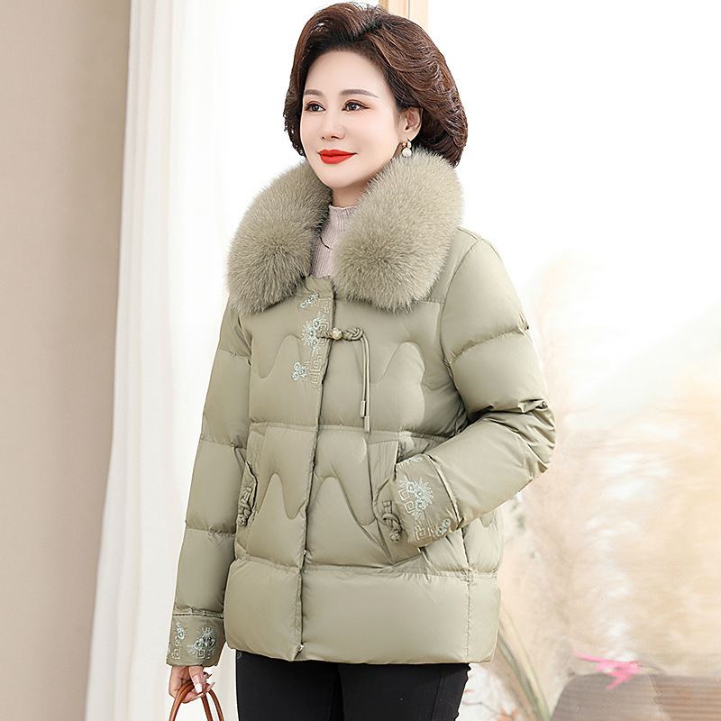 Winter Short Down Jacket Embroidered Middle-aged Mother's Winter Old Man Coat Women's White Duck Down Fox Fur Coat