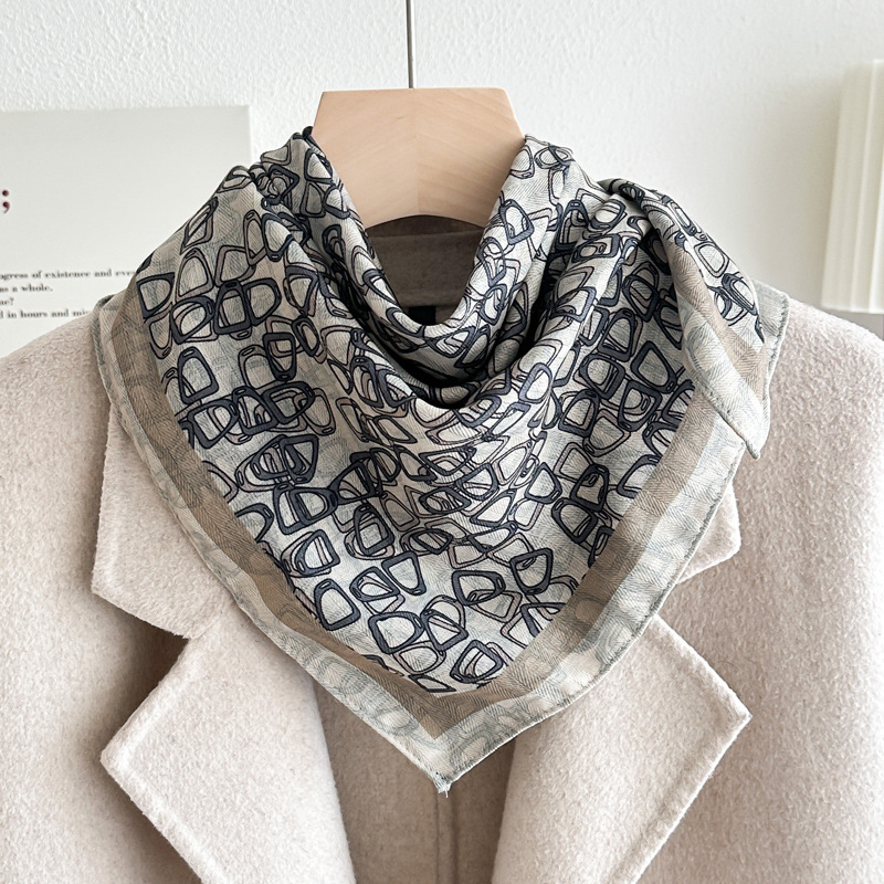 흩어진 말굽 버클