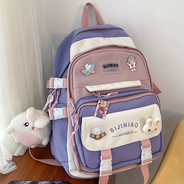 Small badge, rabbit