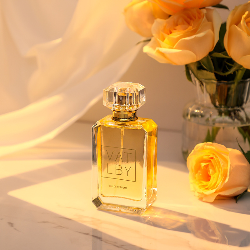 2024 Žhavá novinka Dámský parfém Trvalá vůně Lehká vůně Svěží parfém Dámský dívčí přírodní toaletní voda pro malé skupiny Dárková krabička_voghion.com