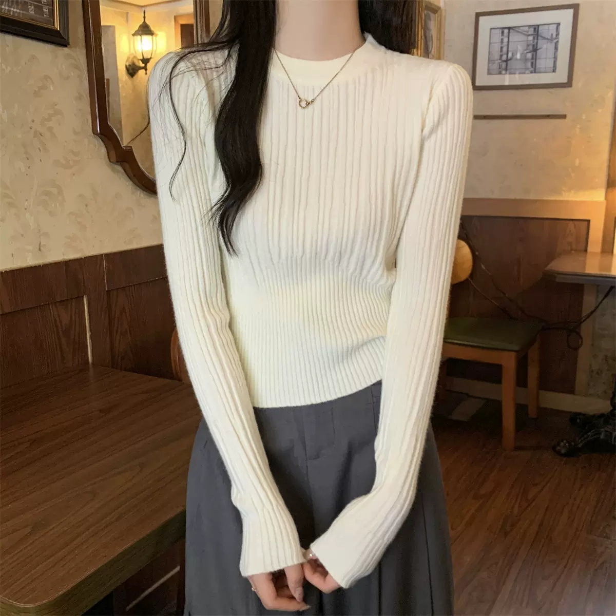 别致修身圆领打底衫女2024秋冬新款高级感毛衣内搭长袖针织衫上衣