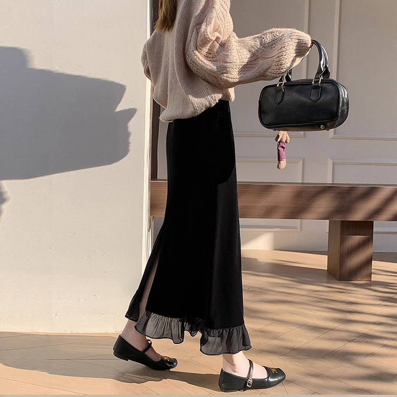 Black High-End Velvet Skirt for Women, New Autumn Style, Slimming, Hip-Hugging, Drapey, Ruffled Long Skirt 8006 Black High-End Velvet Skirt for Women, New Autumn Style, Slimming, Hip-Hugging, Drapey, Ruffled Long Skirt 8006