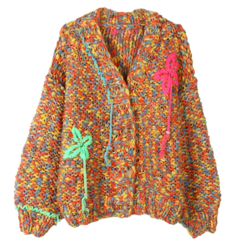 European and American Lazy V-neck Sweater Cardigan Women's Color Contrast Handmade Flower Loose Elegant Fashion Spring and Autumn New Sweater European and American Lazy V-neck Sweater Cardigan Women's Color Contrast Handmade Flower Loose Elegant Fashion Spring and Autumn New Sweater