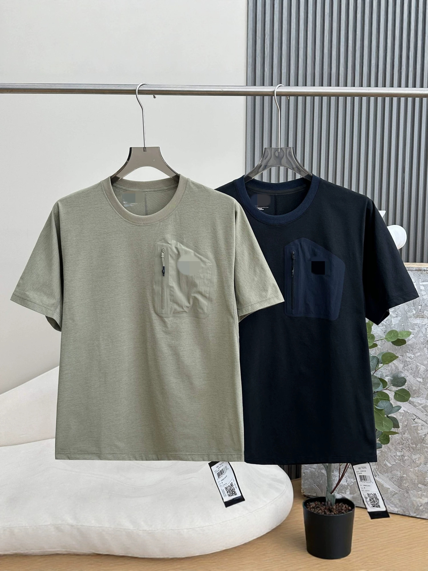 1110 Summer New Bird Brand Label Pocket Simple Solid Color Short