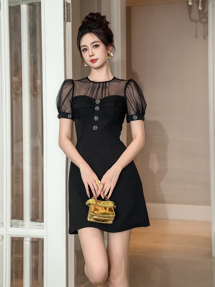 Váy chữ A thắt eo phong cách Pháp cổ tròn lưới xuyên thấu — đen