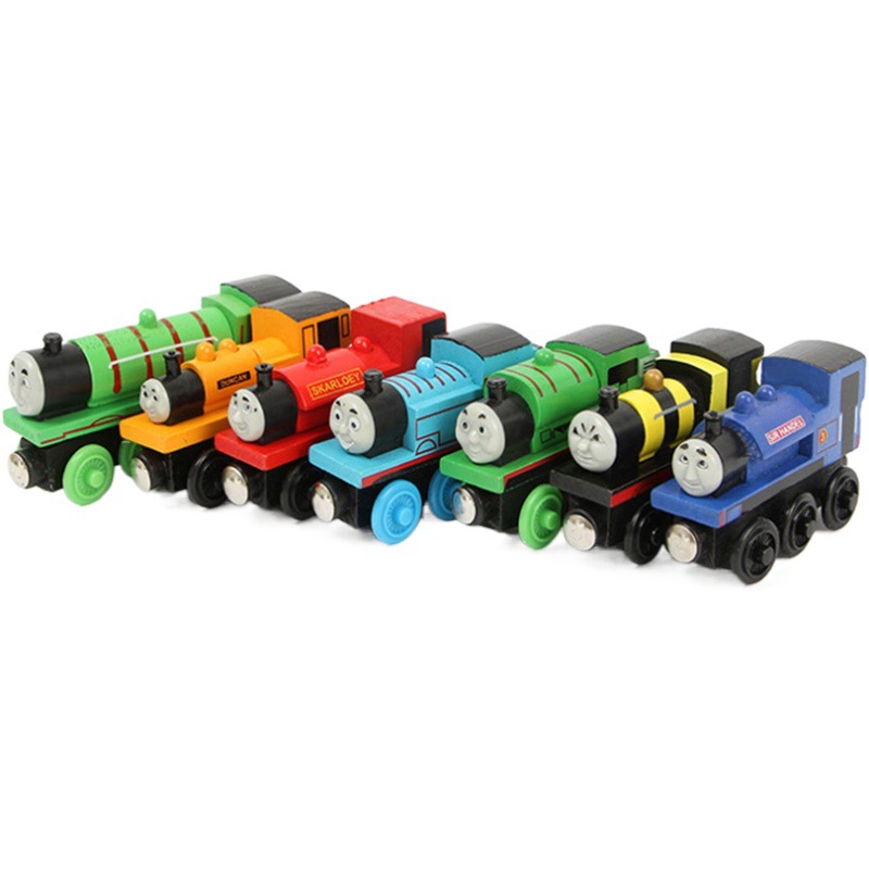 Niños de madera magnética Thomas pequeño tren de juguete de madera compatible pista pequeña cabeza del tren decoración de la torta al por mayor