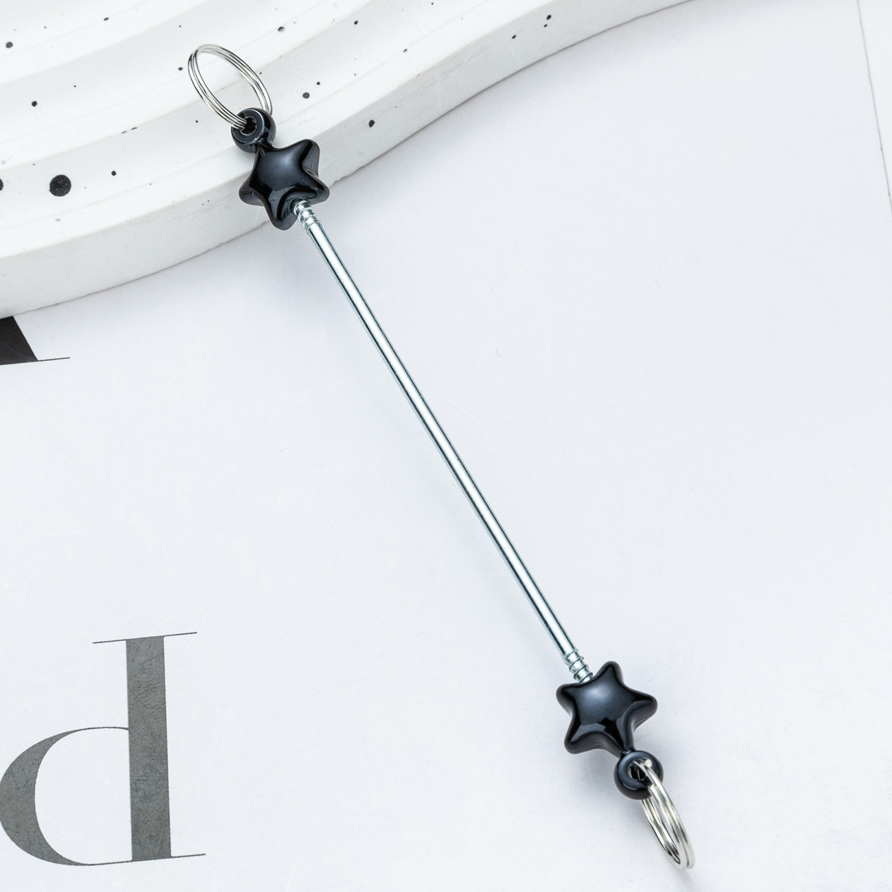 Creativo colgante de accesorios de llavero de amor con cuentas de bricolaje nuevo poste de plástico con cuentas accesorios de llavero con cuentas