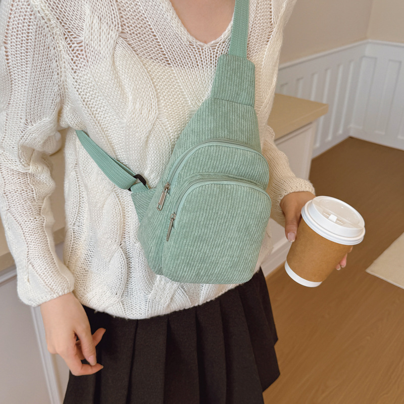 Moda coreana popular para niños y niñas bolsas de pecho casuales bebés mochilas ligeras otoño y invierno nuevas bolsas para niños de vellón