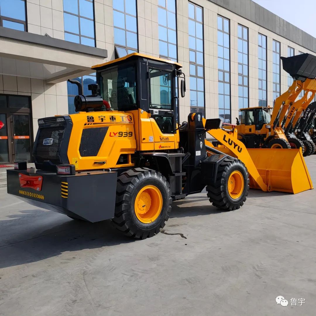 鲁宇小型铲车装载机建筑工地粮厂四轮驱动无极变速装载机