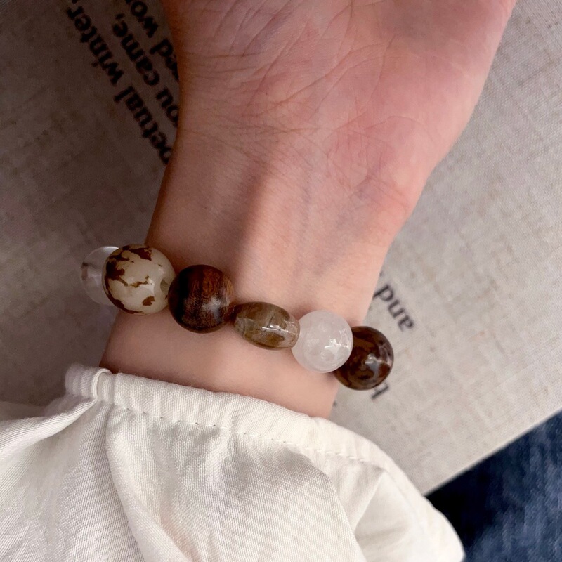 S925 silver, natural stone, multi-layered agarwood, ghost-like shimmering stone, white crystal, ice obsidian, vintage small flower bracelet S925 silver, natural stone, multi-layered agarwood, ghost-like shimmering stone, white crystal, ice obsidian, vintage small flower bracelet